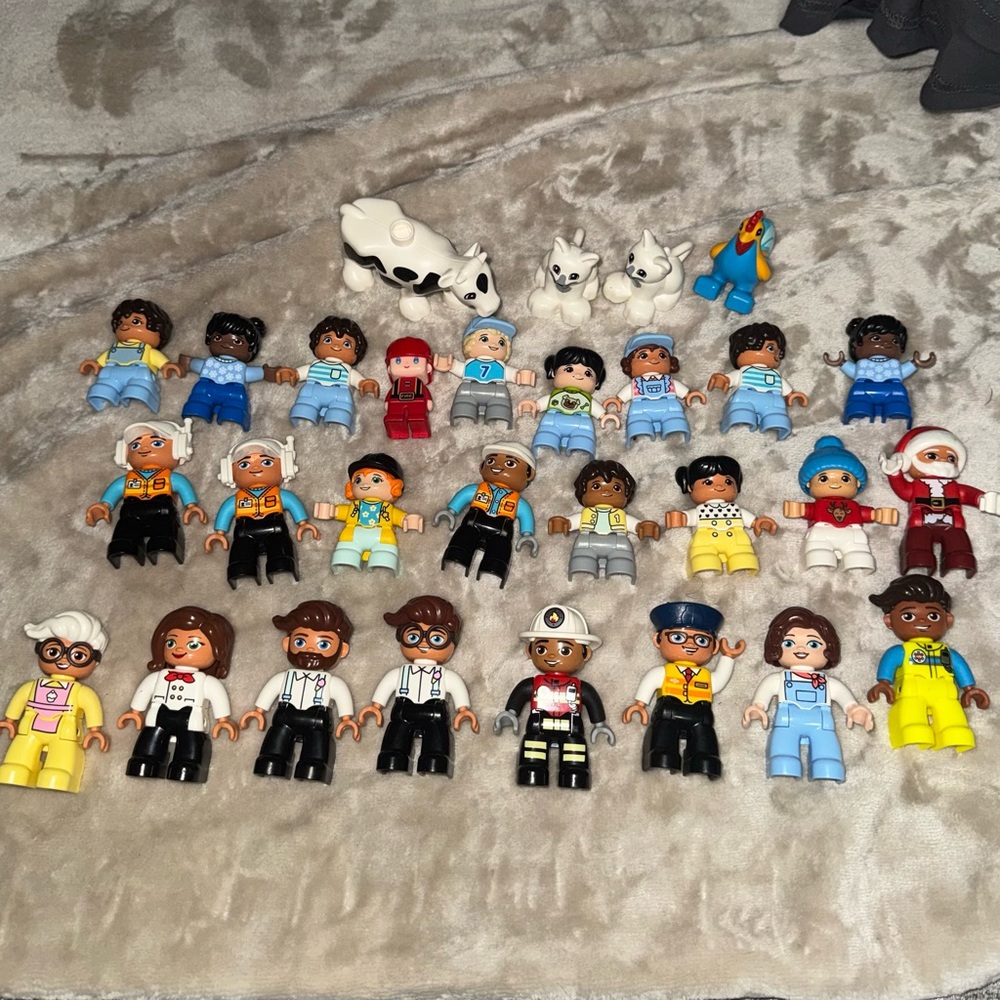 Duplo lego people